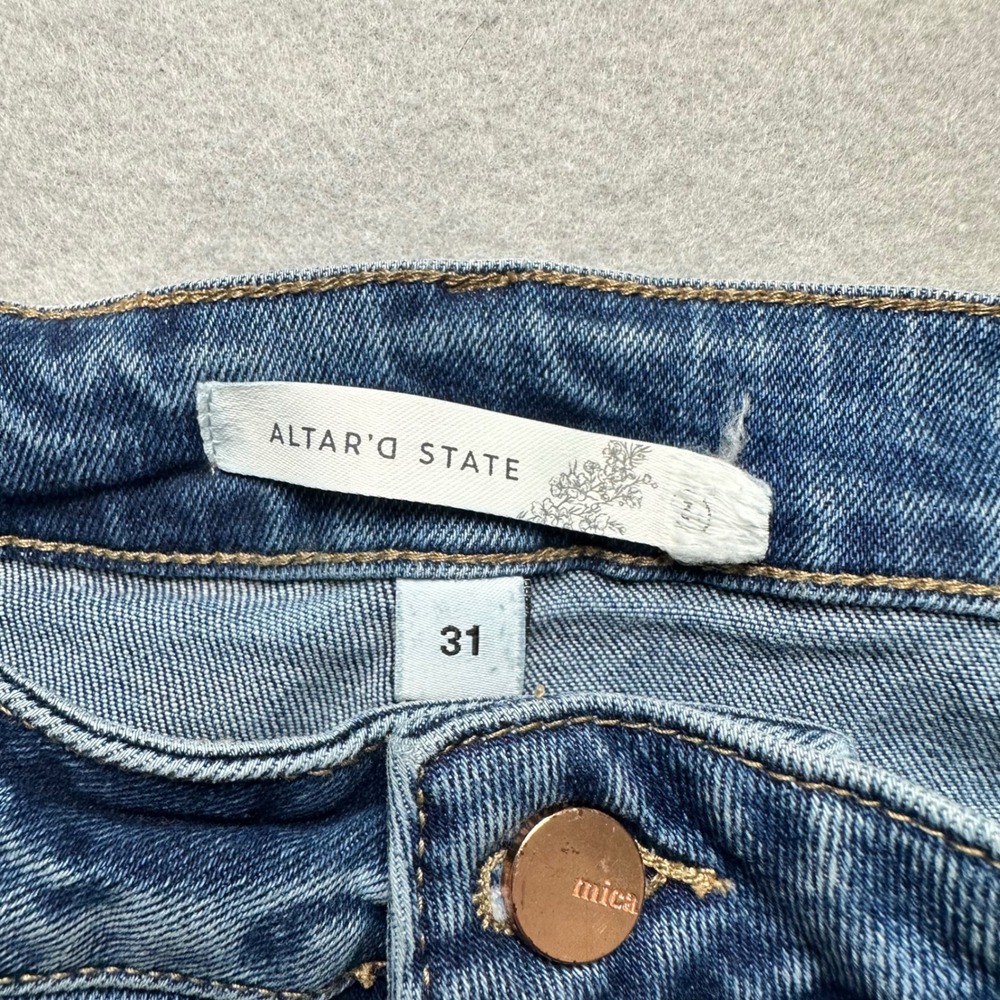 Altar'd State Mica Jeans Women 31 Blue High Rise Button Fly Raw Hem Distressed - Picture 4 of 14